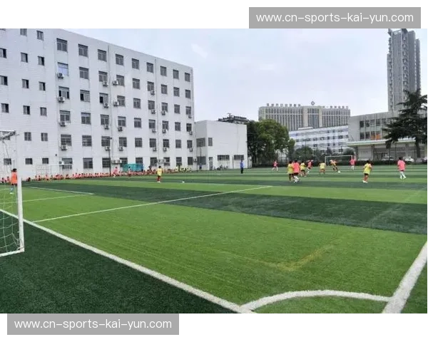 德甲青训营与学校合作项目启动，年轻球员文化课纳入考核体系